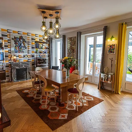 Le Jardin Des Toiles Guest house